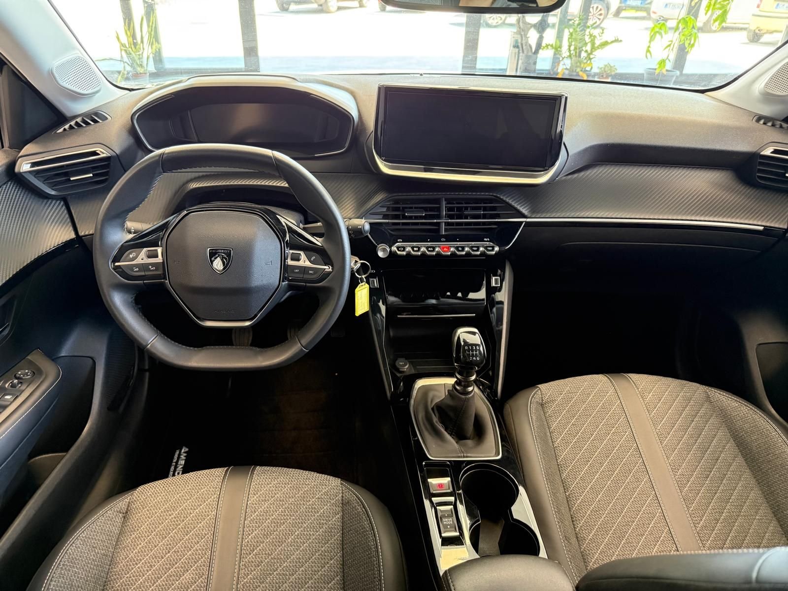 Peugeot 208 PureTech 100 S&S 5p. Allure