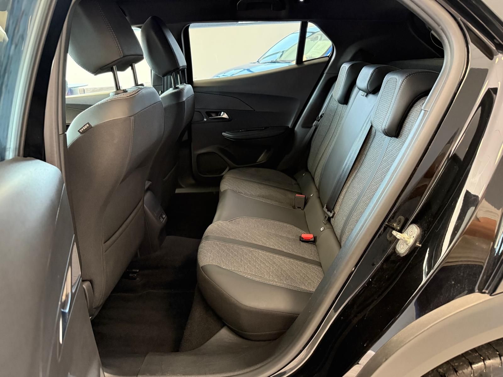 Peugeot 2008  Allure 100