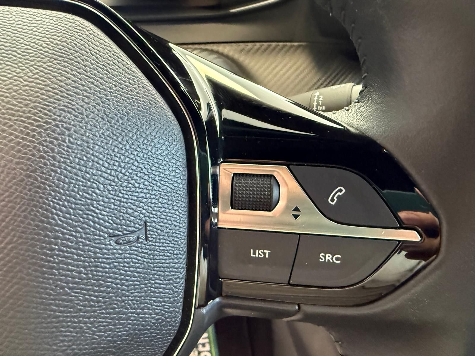 Peugeot 2008  Allure 100