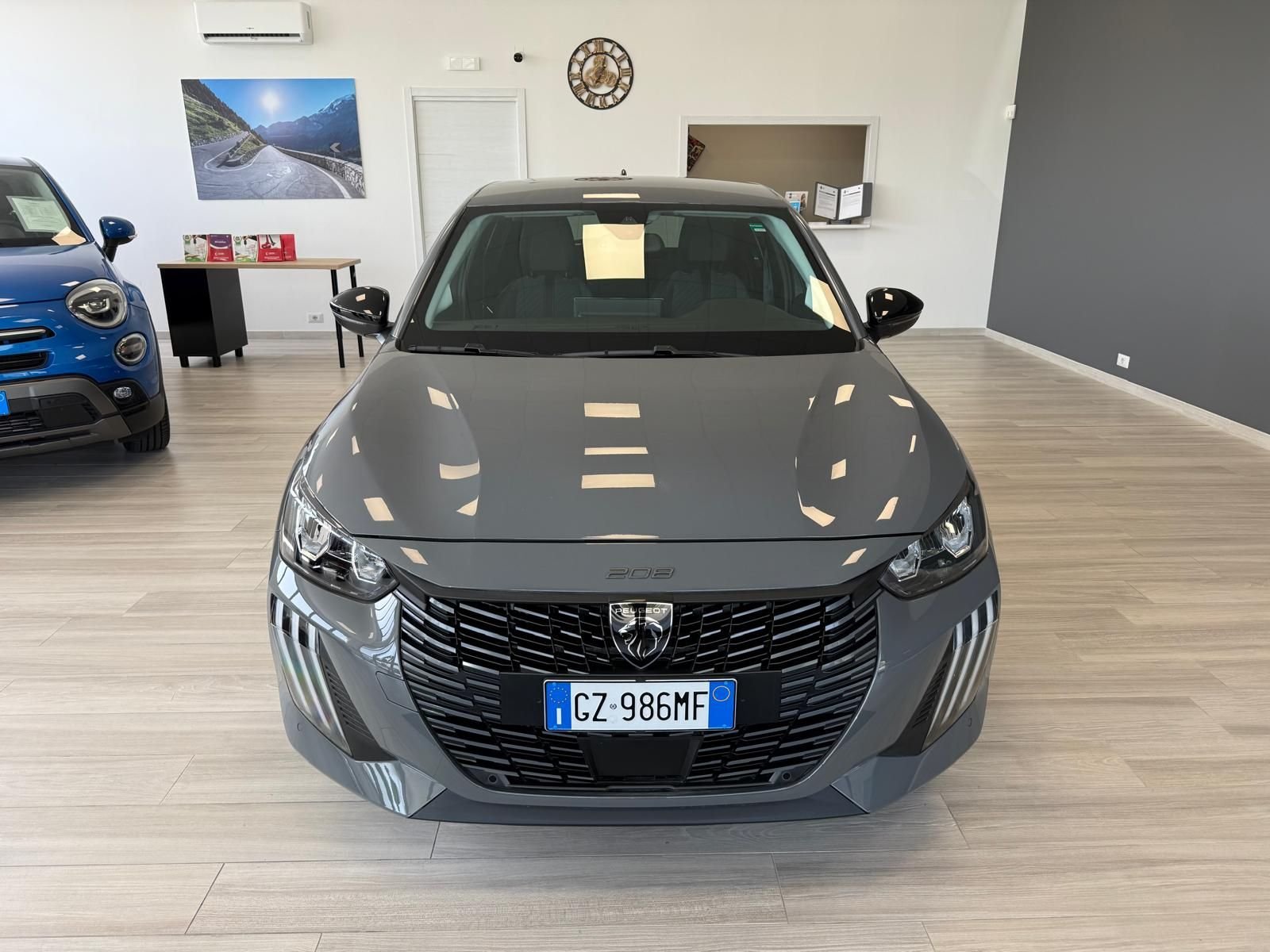 Peugeot 208  Allure 100
