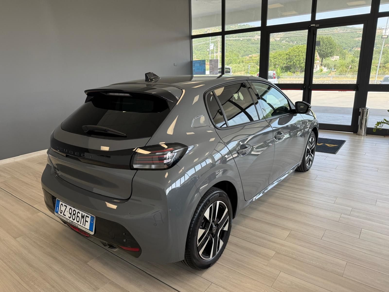 Peugeot 208  Allure 100