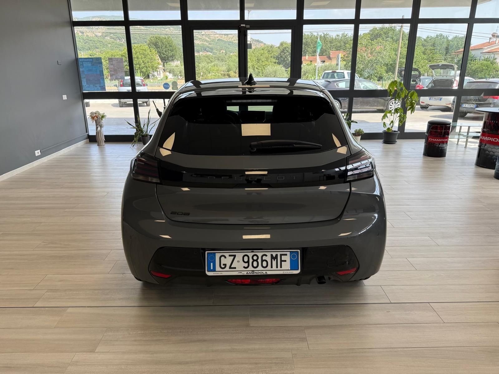 Peugeot 208  Allure 100