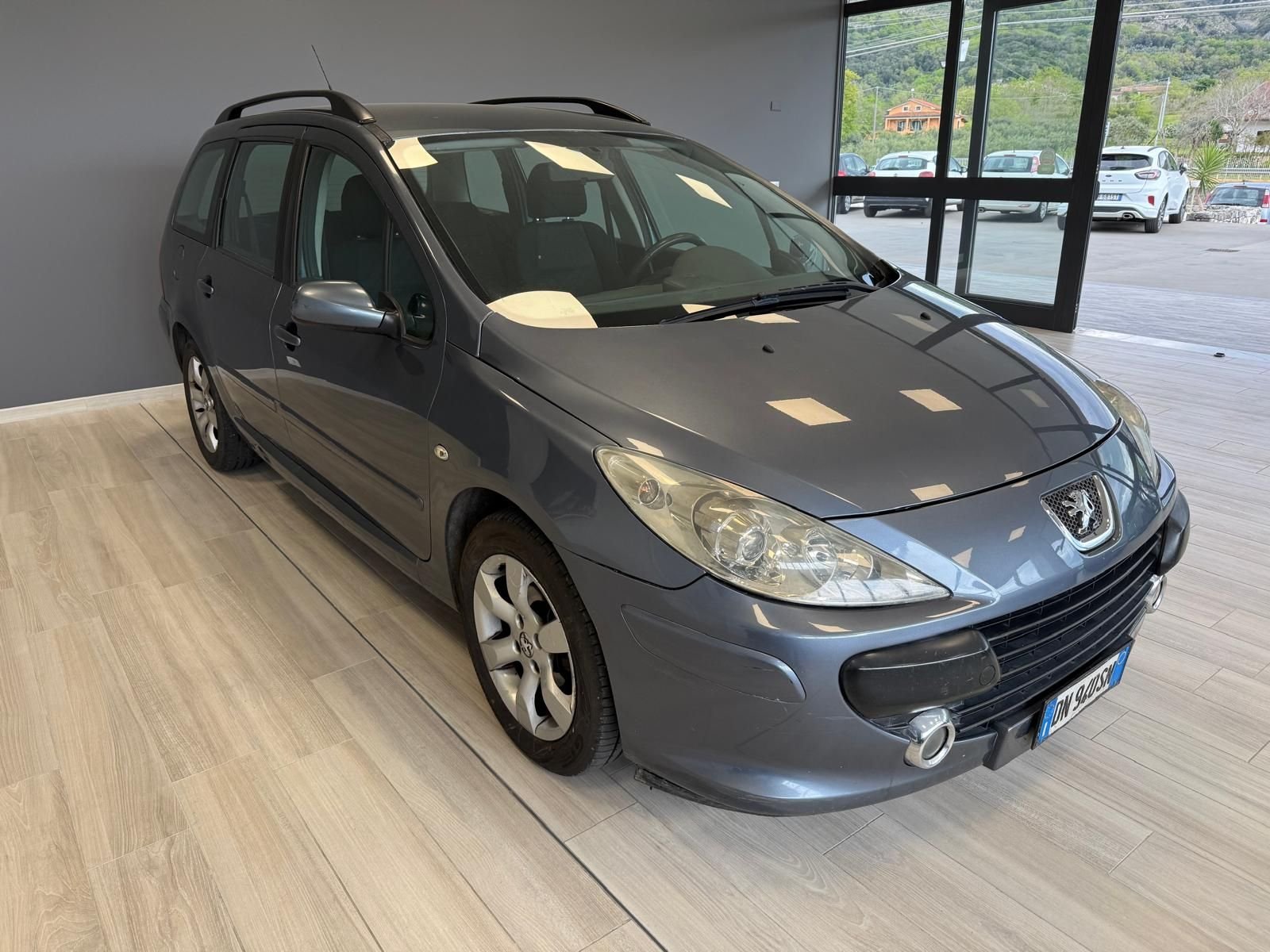 Peugeot 307  1.6 hdi