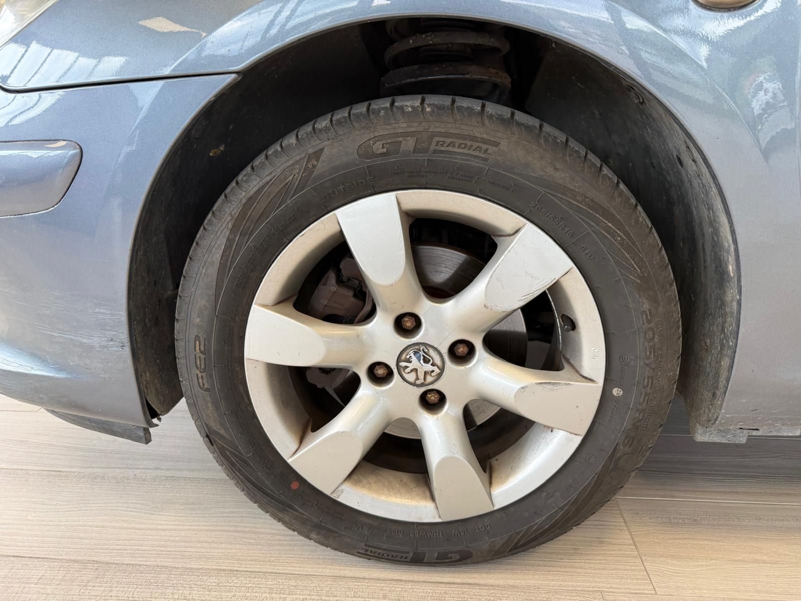 Peugeot 307  1.6 hdi