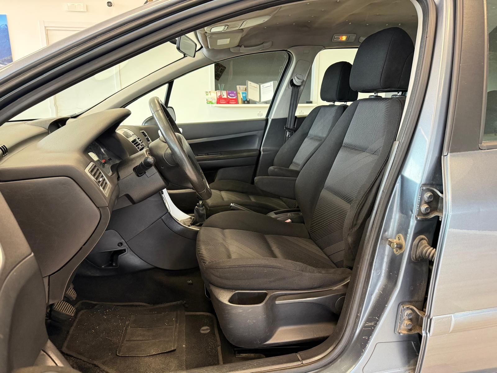 Peugeot 307  1.6 hdi