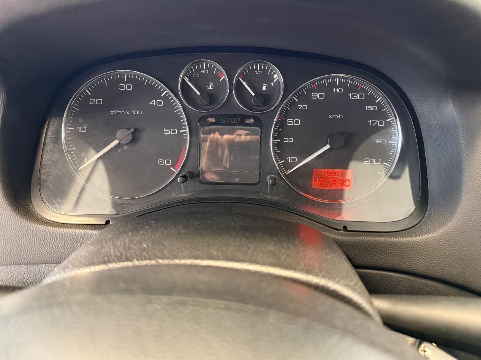 Peugeot 307  1.6 hdi
