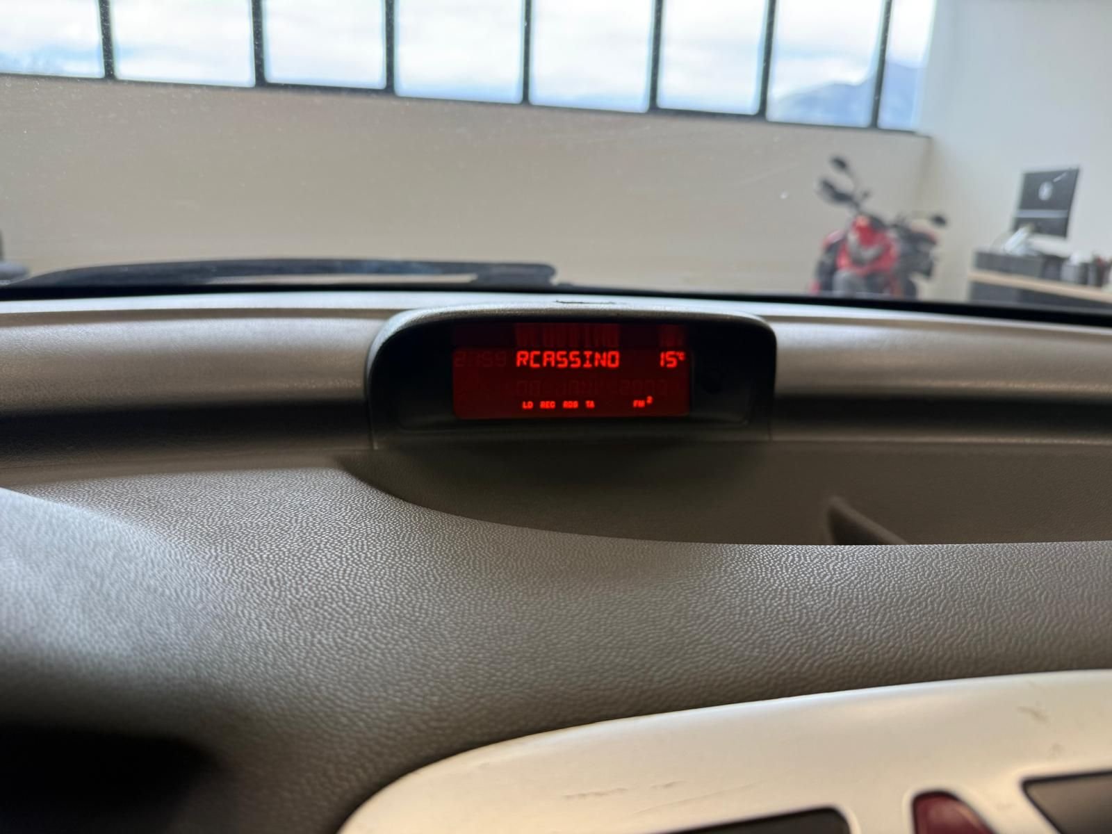 Peugeot 307  1.6 hdi