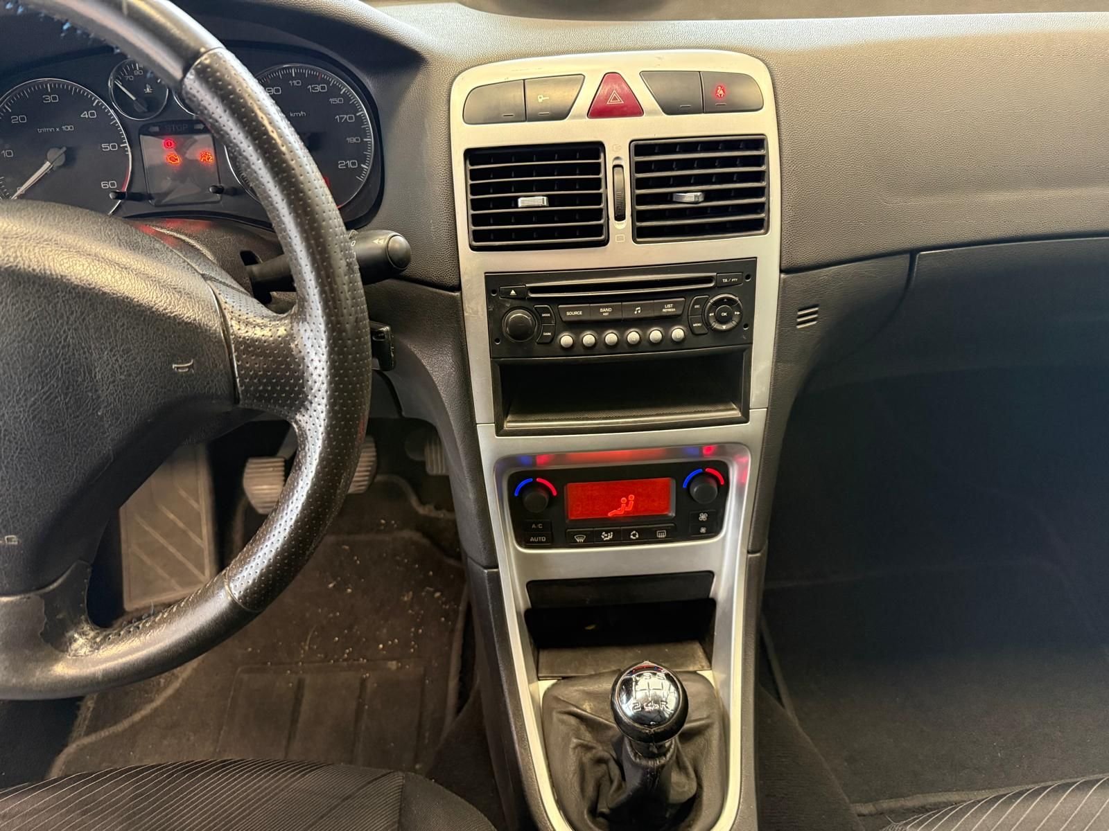 Peugeot 307  1.6 hdi