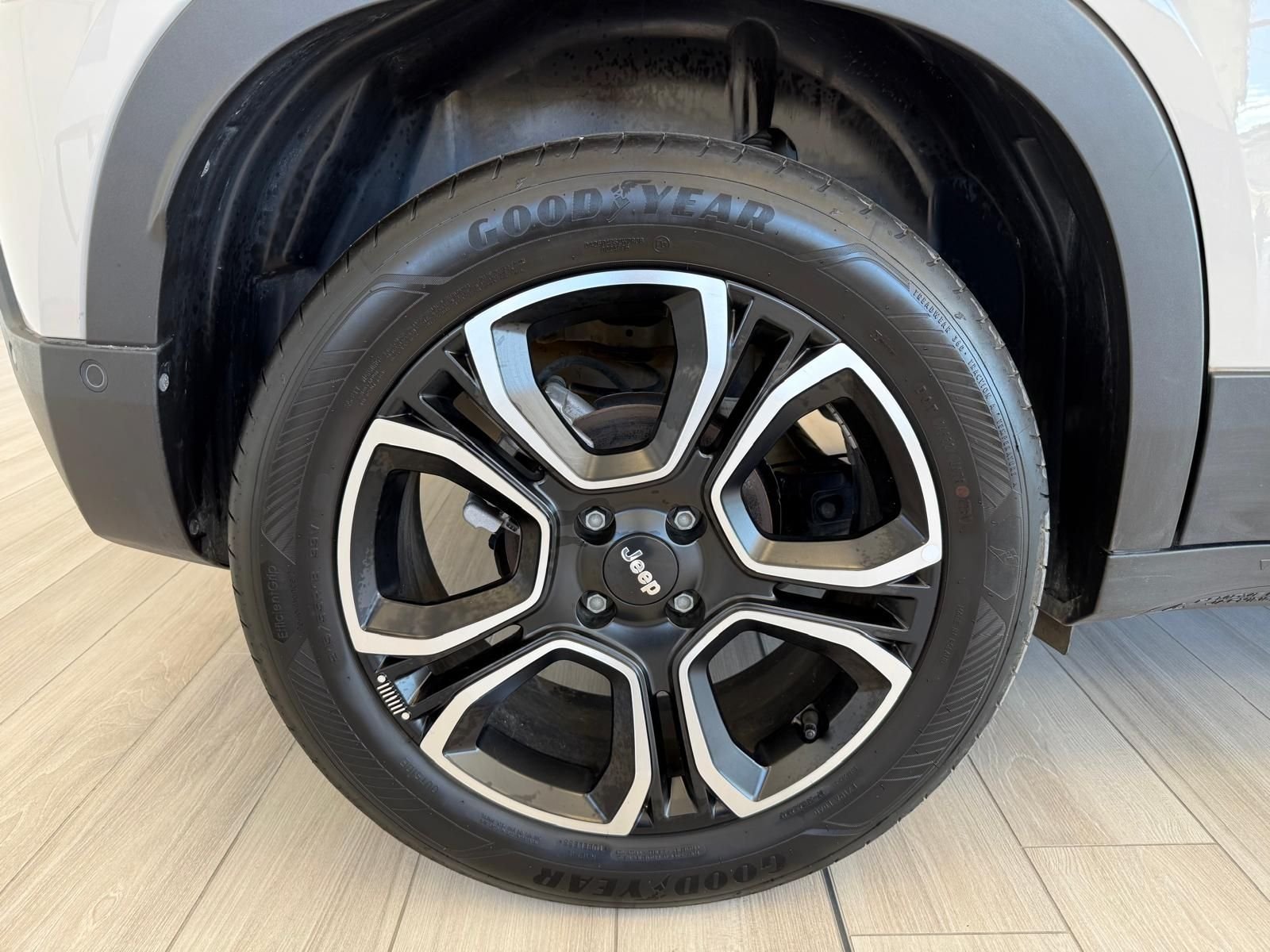 Jeep Avenger 1.2 Turbo 100 CV Summit Pari al nuovo