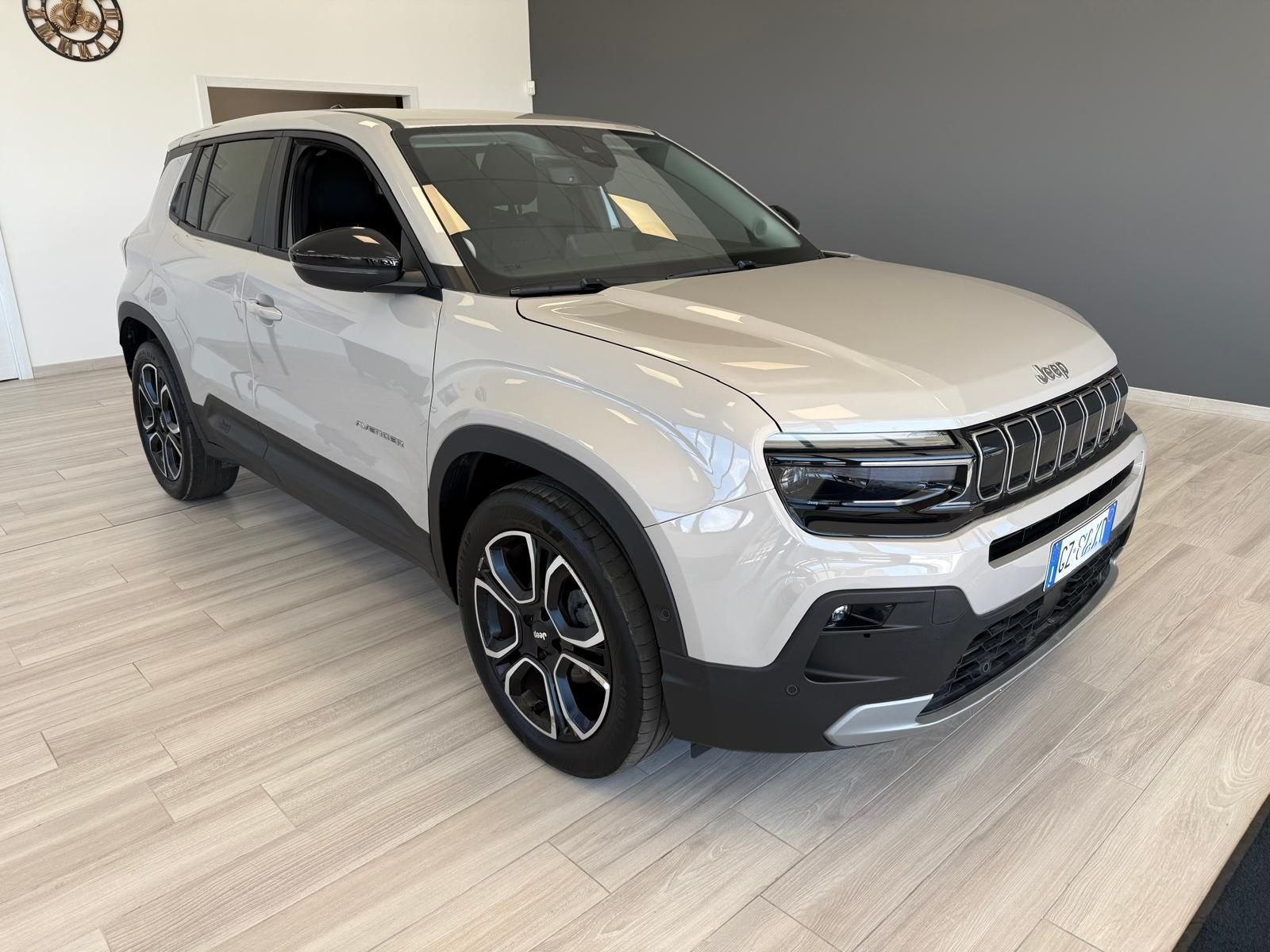 Jeep Avenger 1.2 Turbo 100 CV Summit Pari al nuovo