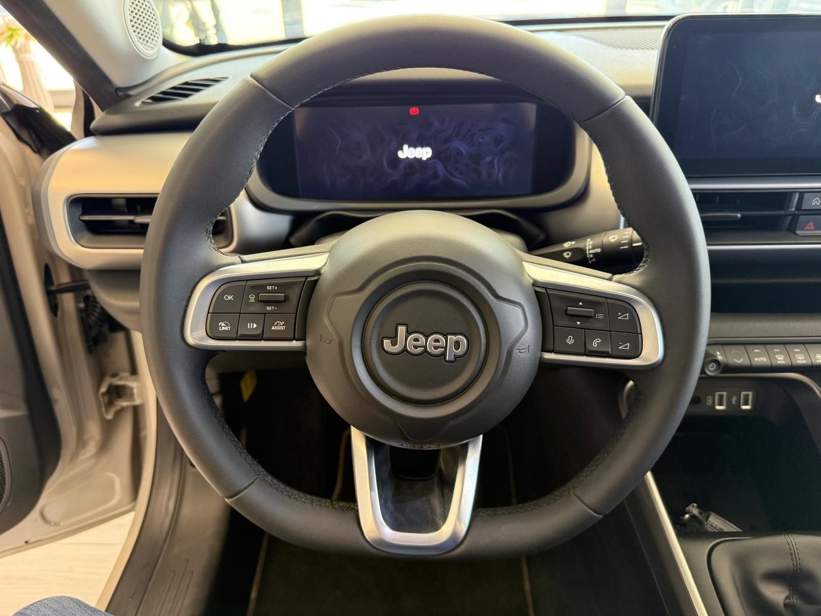 Jeep Avenger 1.2 Turbo 100 CV Summit Pari al nuovo