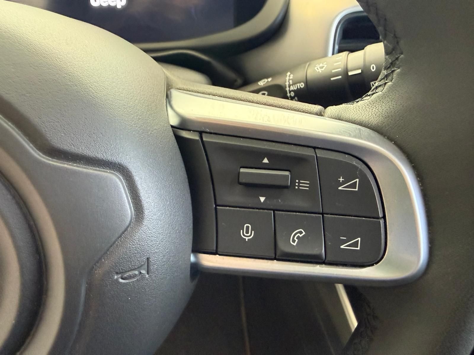 Jeep Avenger 1.2 Turbo 100 CV Summit Pari al nuovo