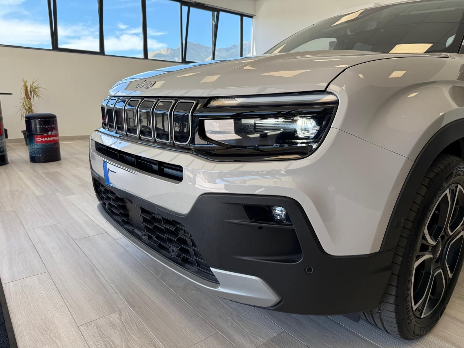 Jeep Avenger 1.2 Turbo 100 CV Summit Pari al nuovo